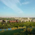 Nature Park Near River, Modern 2bed, Fast Wi-fi, Kitchen Oven *