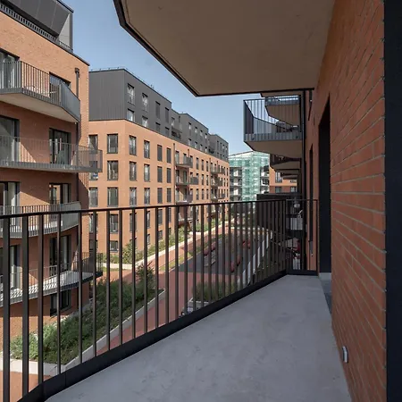 Nature Park Near River, Modern 2bed, Fast Wi-fi, Kitchen Oven アパート *