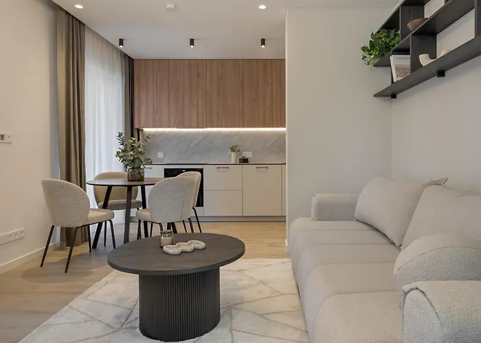 Nature Park Near River, Modern 2bed, Fast Wi-fi, Kitchen Oven 公寓