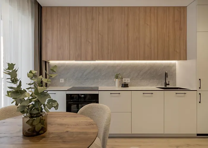 Nature Park Near River, Modern 2bed, Fast Wi-fi, Kitchen Oven *